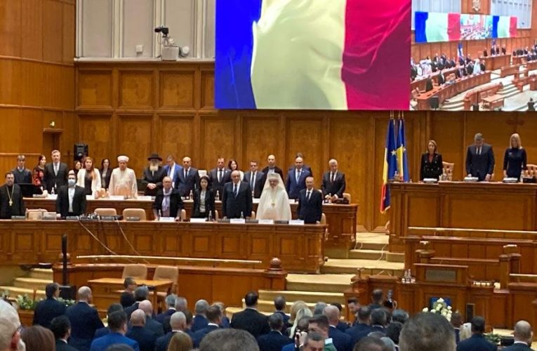 VIDEO| Ședință solemnă a Parlamentului pentru a marca Ziua Națională a României