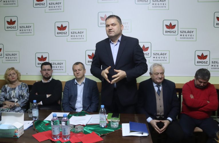 Ministrul Cseke Attila a participat la o întâlnire cu parlamentarii și primarii UDMR din Sălaj