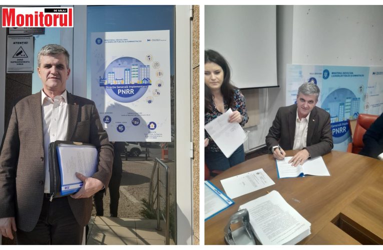 Primarul Vasile Fodor a semnat contractele pe PNRR pentru reabilitarea Căminului și a Bibliotecii din Năpradea