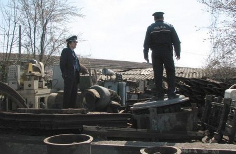 Polițiștii zălăuani au prins în flagrant un furt de 200 kilograme de fier