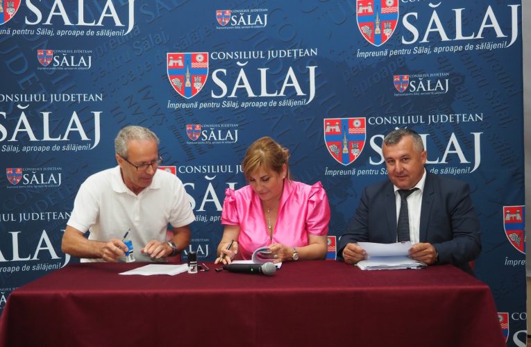 Primarul Roșan Ioan anunță că încep lucrările de modernizare a căminului cultural din Lazuri