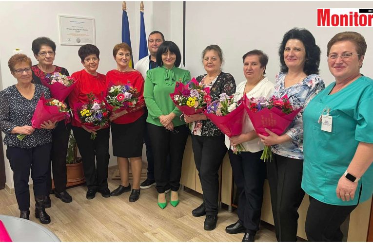 Conducerea Spitalului Județean a felicitat doamnele proaspăt pensionare