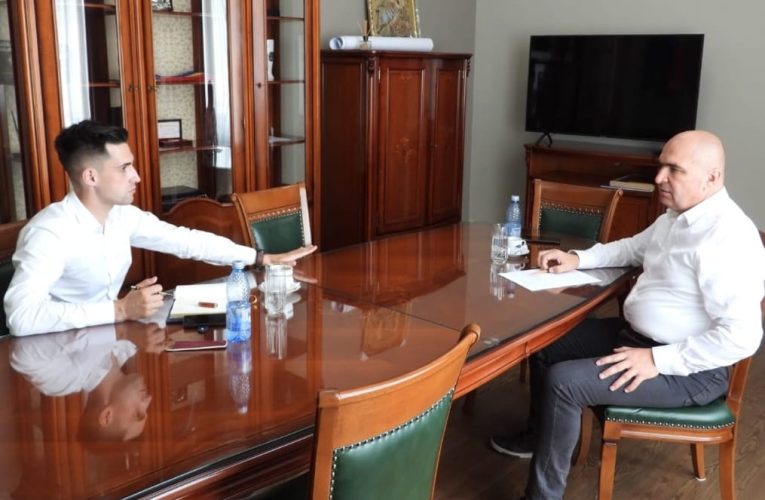 Primarul Șimleului, Cristian Lazăr s-a întâlnit cu președintele CJ Bihor, Ilie Bolojan