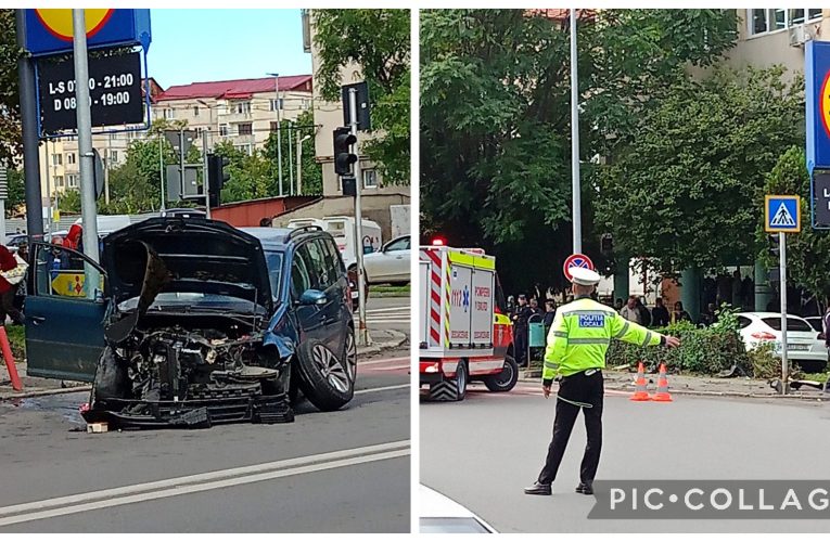 Accident rutier grav în Zalău. O femeie a ajuns la spital