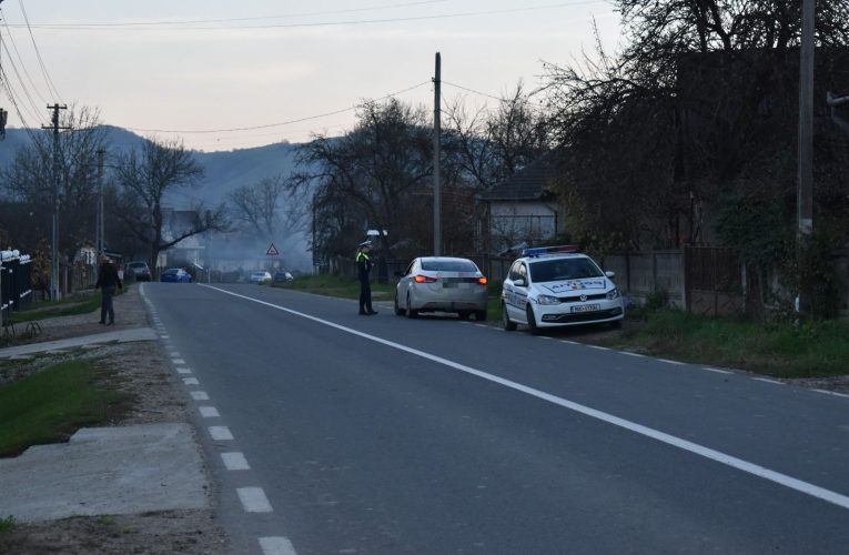 Bărbat din Cehu Silvaniei reținut de Poliție după ce a fost prins conducând de două ori beat la volan și fără permis