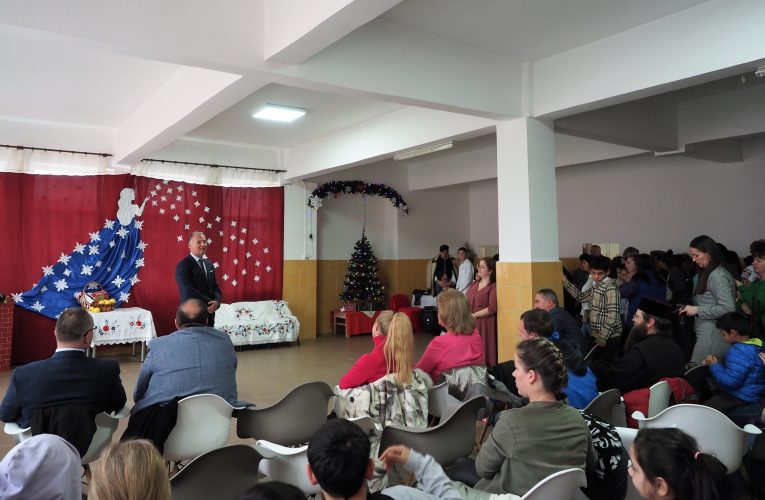 Șeful județului, Dinu Iancu-Sălăjanu, a participat la spectacolul organizat de Centrul Școlar pentru Educație Incluzivă Șimleu Silvaniei