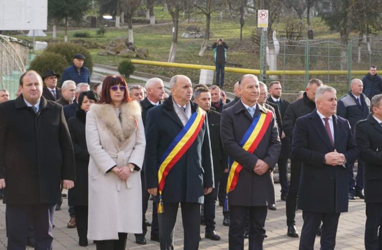 Omagiu adus eroilor din Decembrie 1989