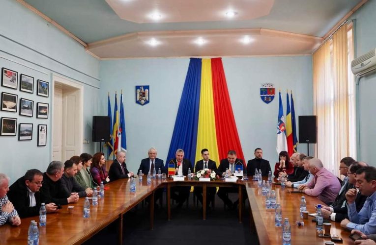 Lucian Bode: ‘Guvernarea liberală se bazează pe succesele obținute de administrații la nivel local’