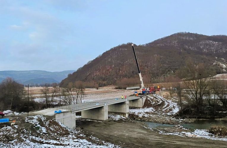 FOTO| Mobilizare pe șantierul DJ 109E