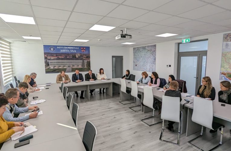 Comisiei Județeană „Programul pentru Școli al României”, s-a întânit la sediul Prefecturii Sălaj
