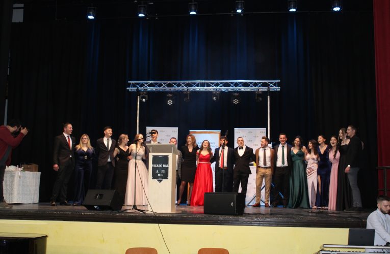 Tinerii maghiari din județul Sălaj (SZIT), premiați într-un eveniment de gală