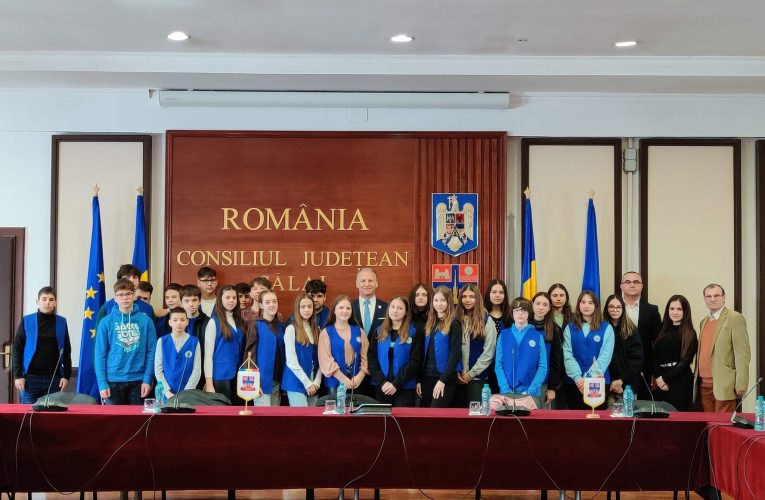 Elevi de la Școala Gimnazial Corneliu Coposu în vizită la Consiliul Județean Sălaj