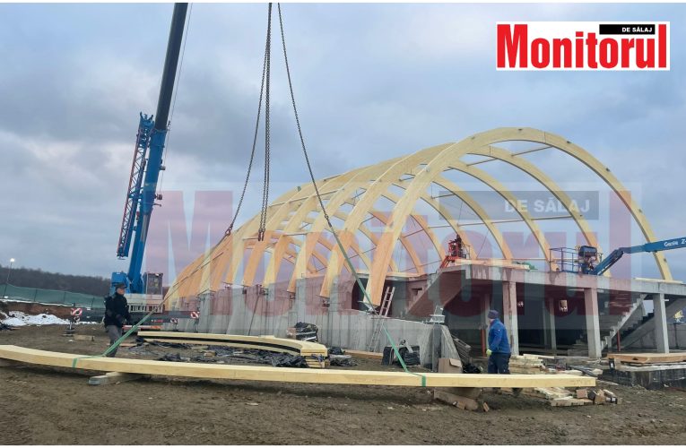 FOTO| Bazinul didactic de înot din Zalău prinde contur