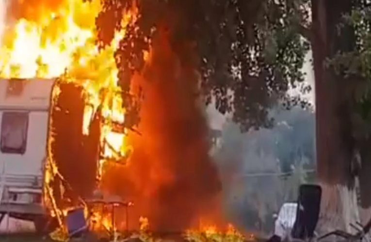 O rulotă tip fast-food a explodat în Sărmășag