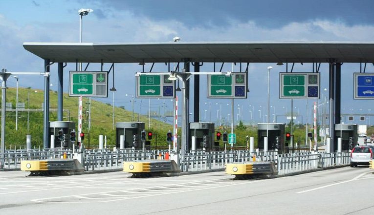 Taxa de pod de la Fetești va fi suspendată de la 1 iunie. Costuri mai mici pentru cei care merg la mare