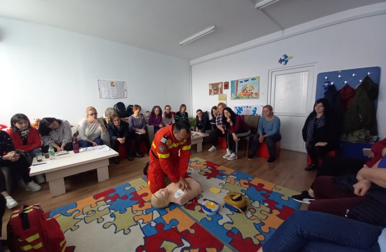 Personalul DGASPC Sălaj instruit să acorde primul ajutor medical de bază