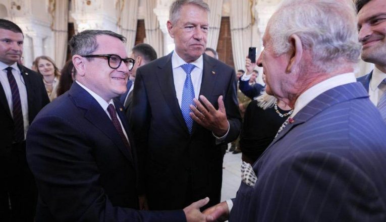 Regele Charles a cerut să îl cunoască pe directorul SRI, zălăuanul Eduard Hellvig