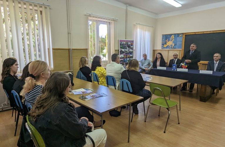 Prefectul Dari Toma prezent la festivitatea de deschidere a anului universitar la UBB Zalău