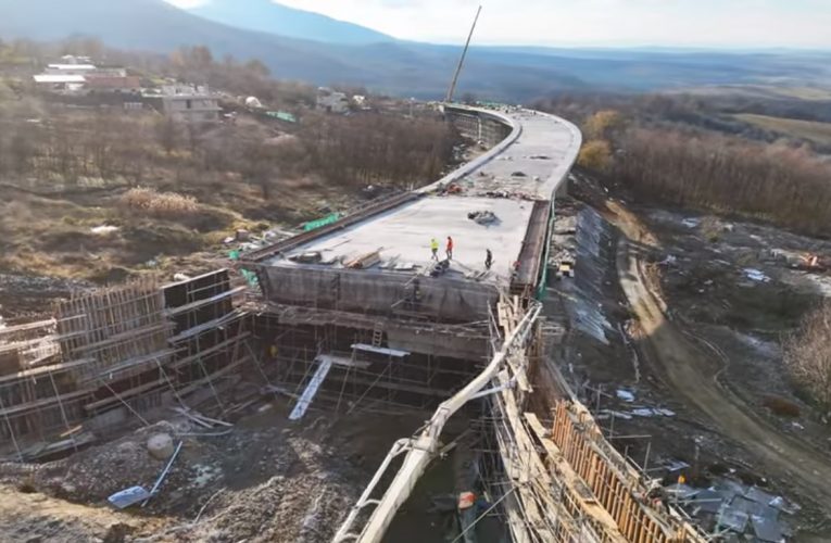 Finalizarea VO Zalău întârzie cu aproape 2 ani din cauza problemelor: alunecări de teren, exproprieri, conexiuni la A3 și DN1F