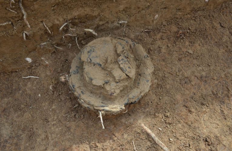 Pumnalul de bronz de la Pericei