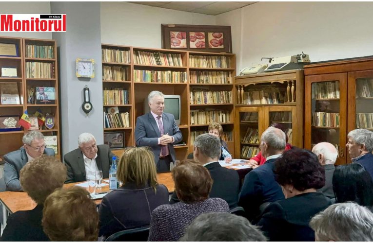 Primarul municipiului Zalău, Ionel Ciunt, alături de membrii CARP la o activitate împortantă pentru organizație