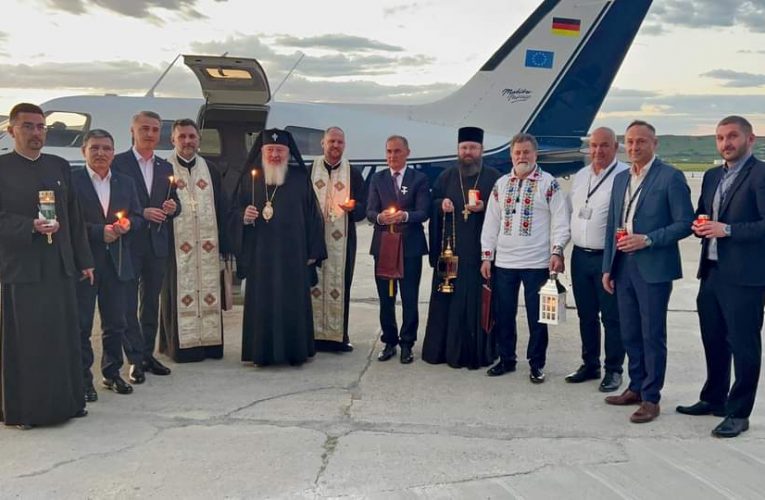 Lumina Sfântă de la Ierusalim a ajuns și în județul Sălaj