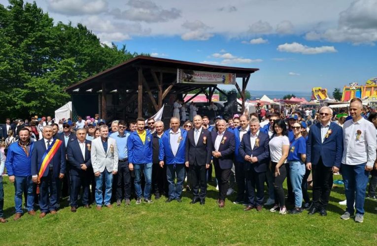 VIDEO| Liderii PNL au participat la sărbătoarea Măsurişul Oilor de la Pria