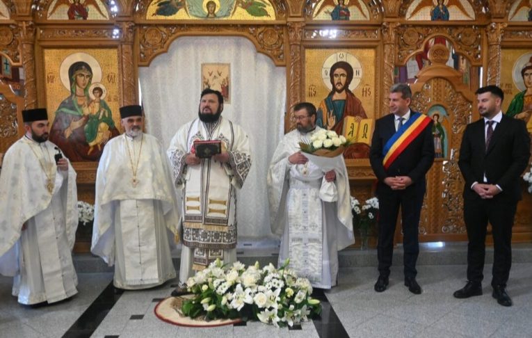 Episcopul Sălajului a slujit în Jibou a doua zi de Paști