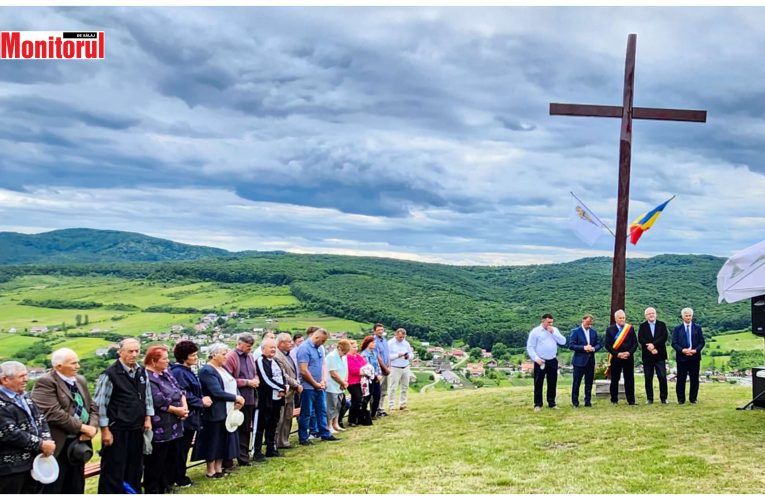 VIDEO| Comunitatea din Mirșid s-a adunat pentru sfințirea troiței din Popeni