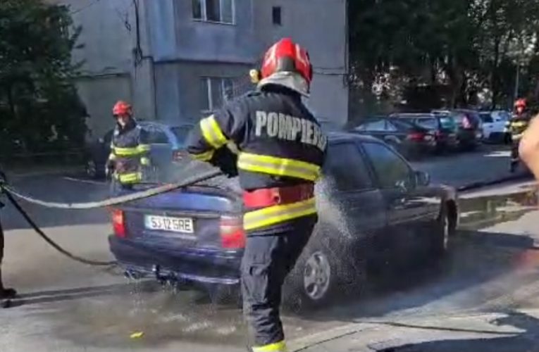 VIDEO Incediu auto în cartierul Brădet din Zalău