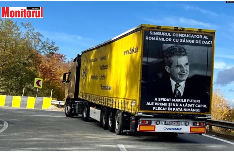 Imaginea lui Ceaușescu pe prelata unui camion i-a adus dosar penal unui locuitor din Zalău