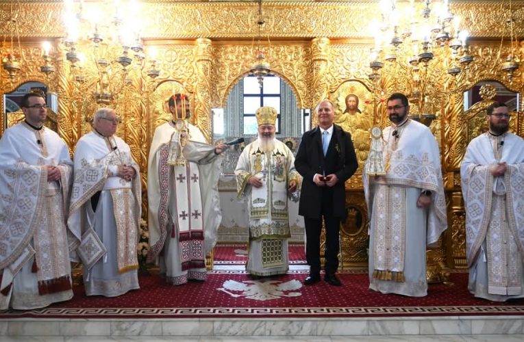 Președintele CJ Sălaj, Dinu Iancu-Sălăjanu, a primit Crucea Transilvană