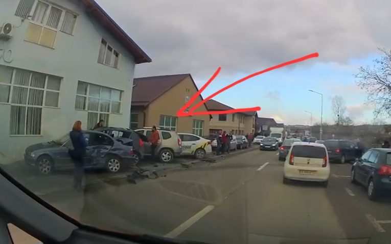 Șapte autoturisme implicate într-un accident rutier în Zalău