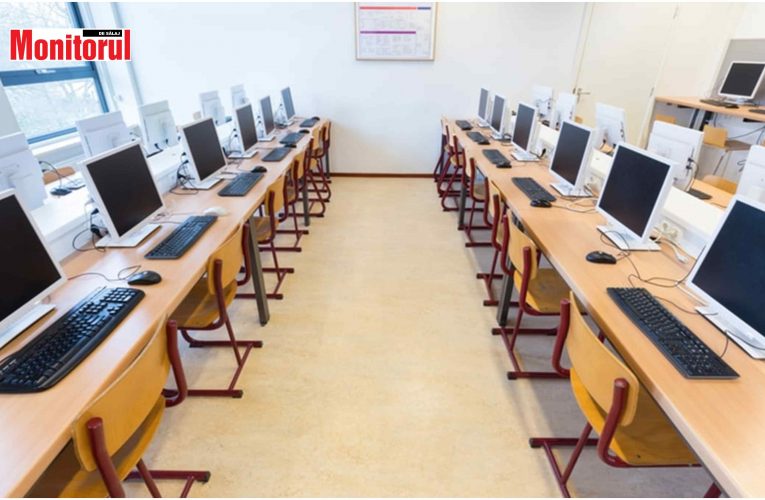 Dotări cu mobilier, materiale didactice și echipamente digitale pentru toate unitățile de învățământ din municipiu și pentru trei secții din cadrul Clubului Sportiv Școlar