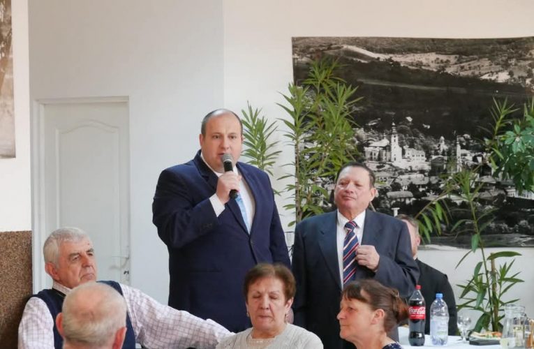 Prefectul Claudiu Bîrsan prezent evenimentul organizat de pensionarii sălăjeni