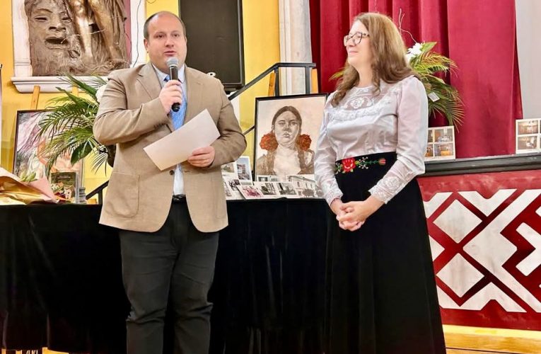 Prefectul Bîrsan premiat cu ocazia implicării a 75 de ani a Bibliotecii Județene Sălaj