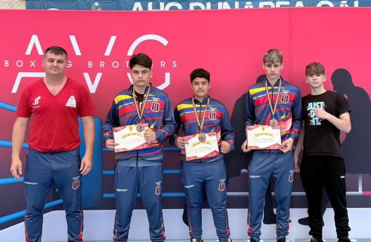 Pugiliștii de la CSM Zalău, trei clasări pe podium la Cupa României de Cadeți 2025, Călărași