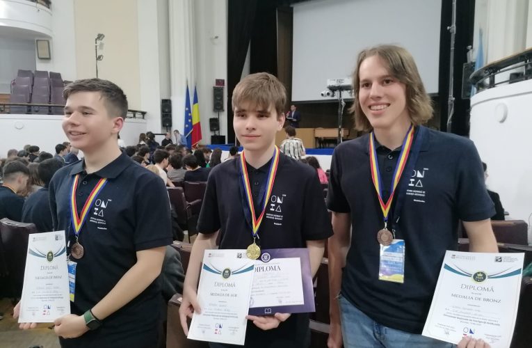 Elevi sălăjeni premiați la Olimpiada de Inteligență Artificială