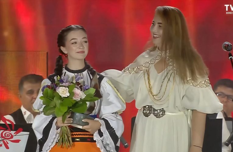 Alice Ghile a câștigat Festivalul Național al Cântecului și Dansului Popular Românesc „Mamaia”