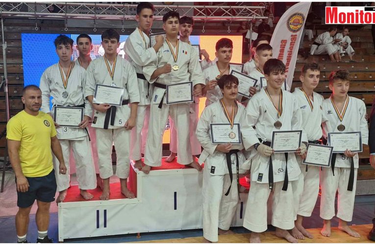 Elevii lui sensei Călin Marincaș au câștigat o salbă de medalii la CN Karate Tradițional Iași