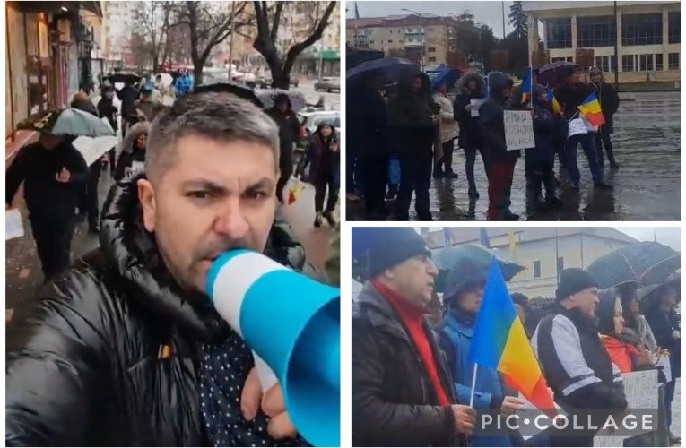 VIDEO|Senatorul Liviu Fodoca susținut de zeci de cetățeni la protestul din Zalău