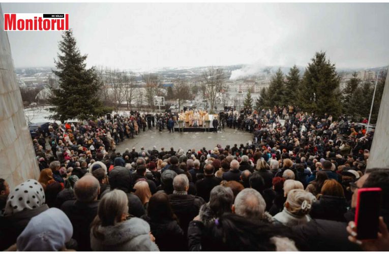 Peste 7.000 de sticle cu Agheasmă Mare împărțite la Zalău de Bobotează