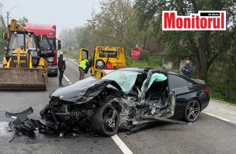 Doi tineri cu BMW din Suceava implicați într-un accident rutier
