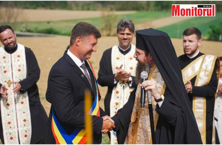 VIDEO| Primarul Marian Mirișan distins public de episcopul Sălajului Benedict