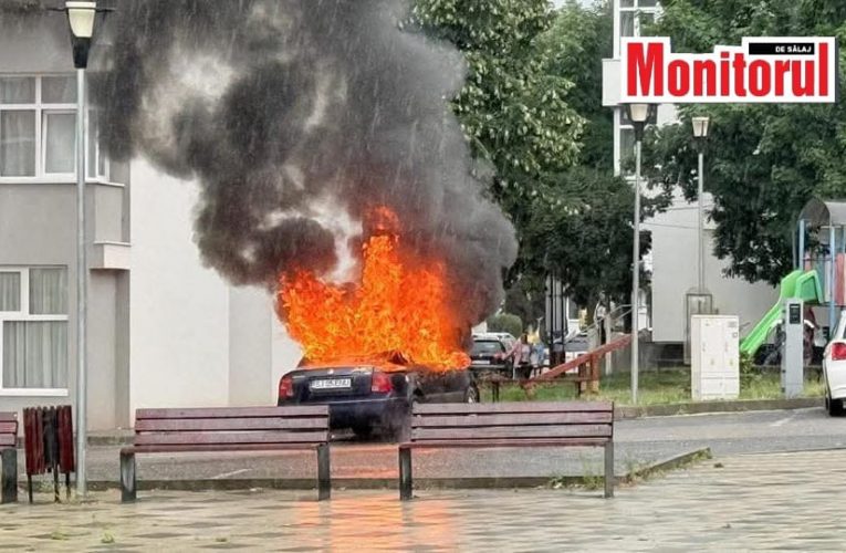 Autoturism din Jibou distrus complet în urma unui incendiu