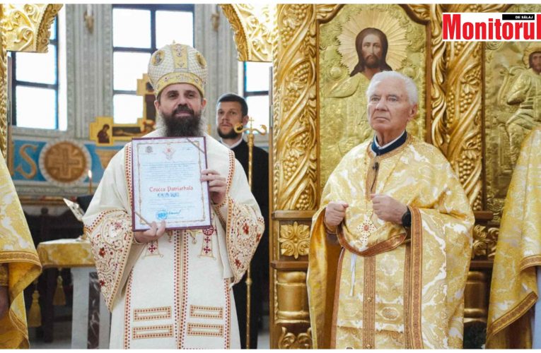 Părintele Ioan Ghiurco, ctitorul Catedralei Episcopale din Zalău a primit Crucea Patriarhală