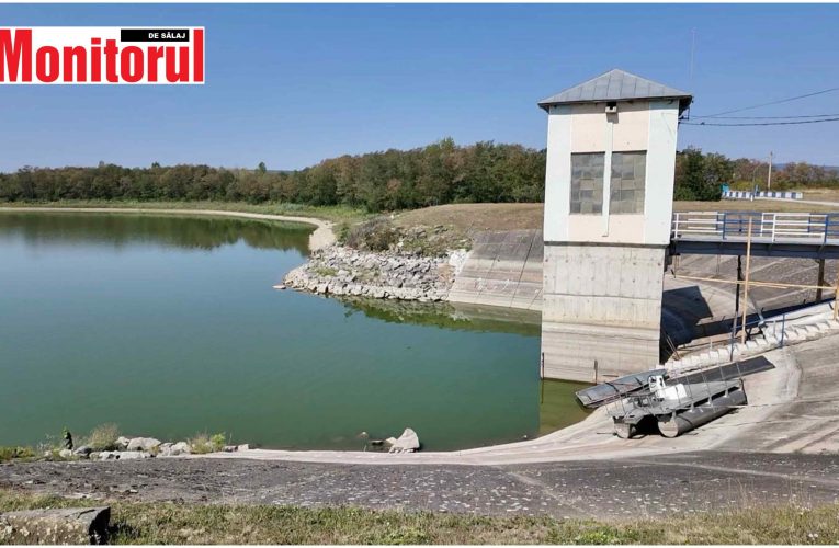 Lacul Vârșolț nu mai poate asigura debitul necesar de apă pentru populație