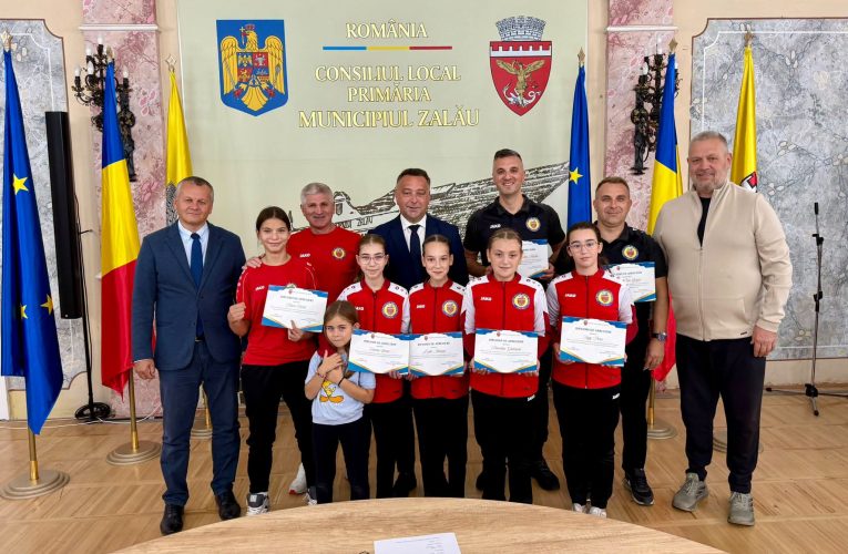 Primarul Florin Florian a premiat sportivii SCM Zalău cu rezultate deosebite